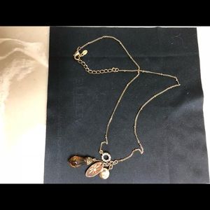Vintage necklace like new